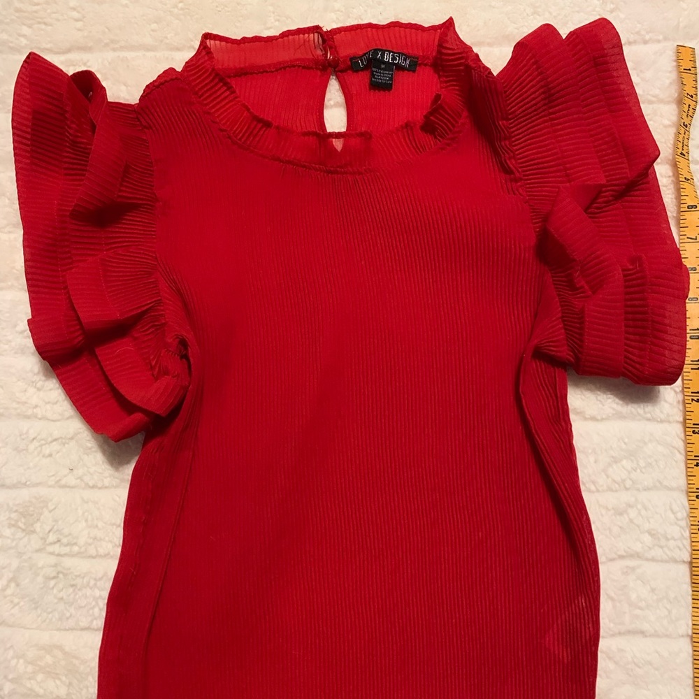 Love X Design blouse. Puffy sleeves.